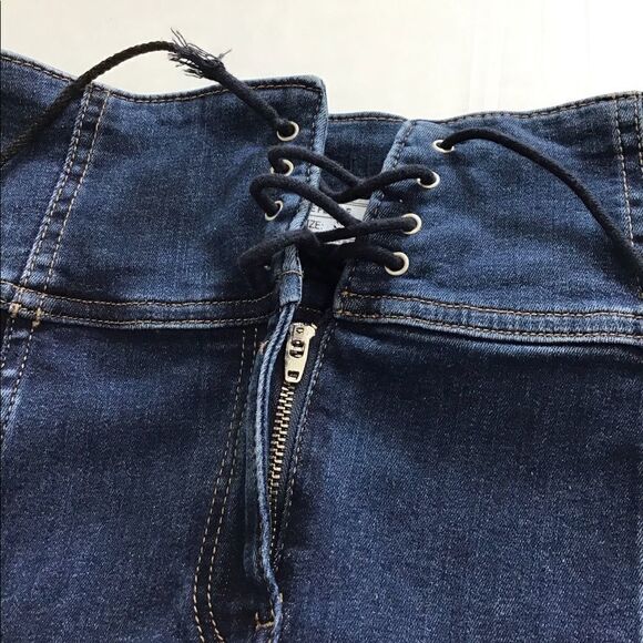 Free People Denim Min Skirt Blue Modern Femme Jean Denim Mini Skirt - Picture 9 of 12